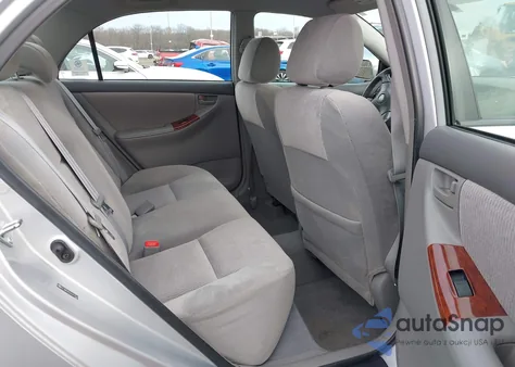 2005 Toyota Corolla Le z USA, uszkodzony, nr VIN 2T1BR32E55C411531